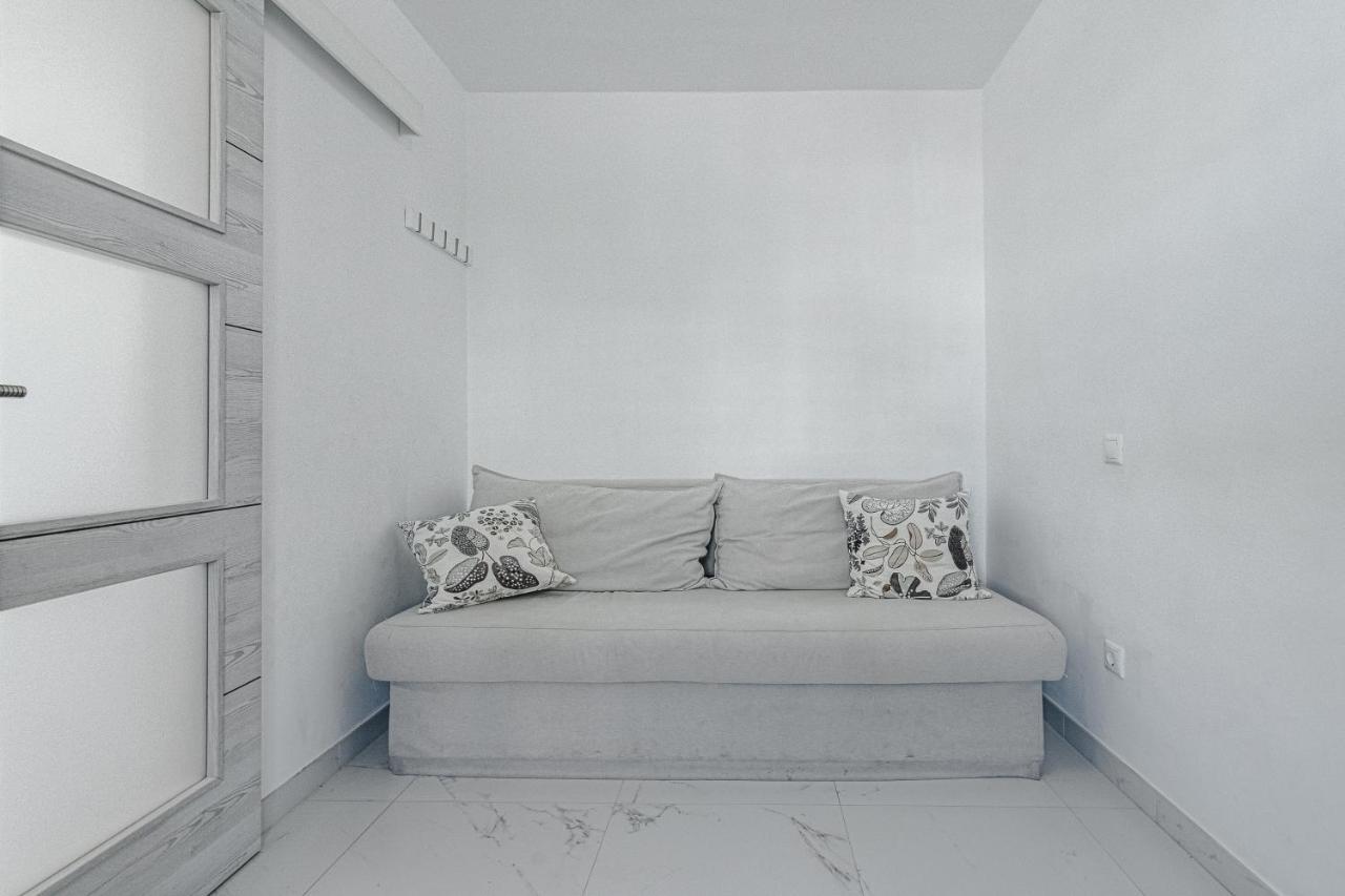 Amazing 3 Bedroom Apartment On The First Line Of The Best Las Americas Beach, Air Conditioner And Terrace Ocean View Playa de las Américas Eksteriør billede