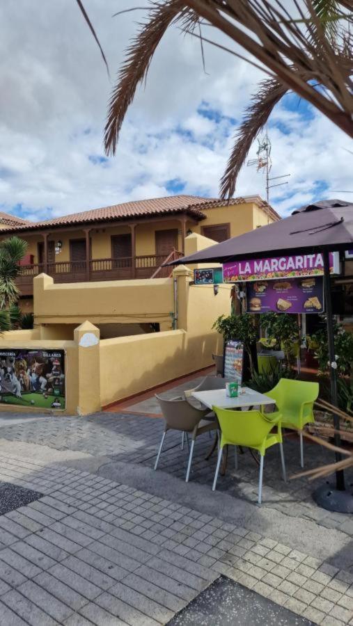 Amazing 3 Bedroom Apartment On The First Line Of The Best Las Americas Beach, Air Conditioner And Terrace Ocean View Playa de las Américas Eksteriør billede